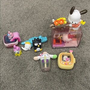 Sanrio Mystery Figurines - Hello Kitty, Cinnamaroll, Pachacco